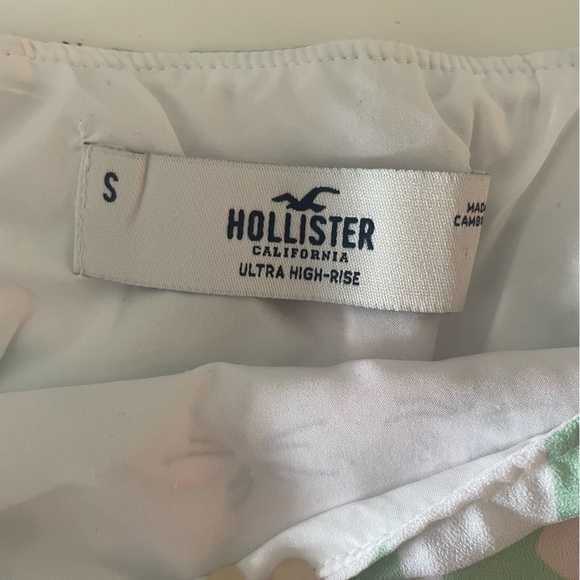 Hollister green checkered floral skirt - Picture 3 of 7